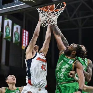 世界杯奖项评选-辽宁惨败广东，揪出最大混子，杨鸣气得直跺脚，杜锋偷着笑