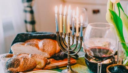 世界杯金靴奖-上海已是F1痛城！中国大奖赛即将在沪开幕，格子旗嘉年华、赛车节等热闹活动齐发车